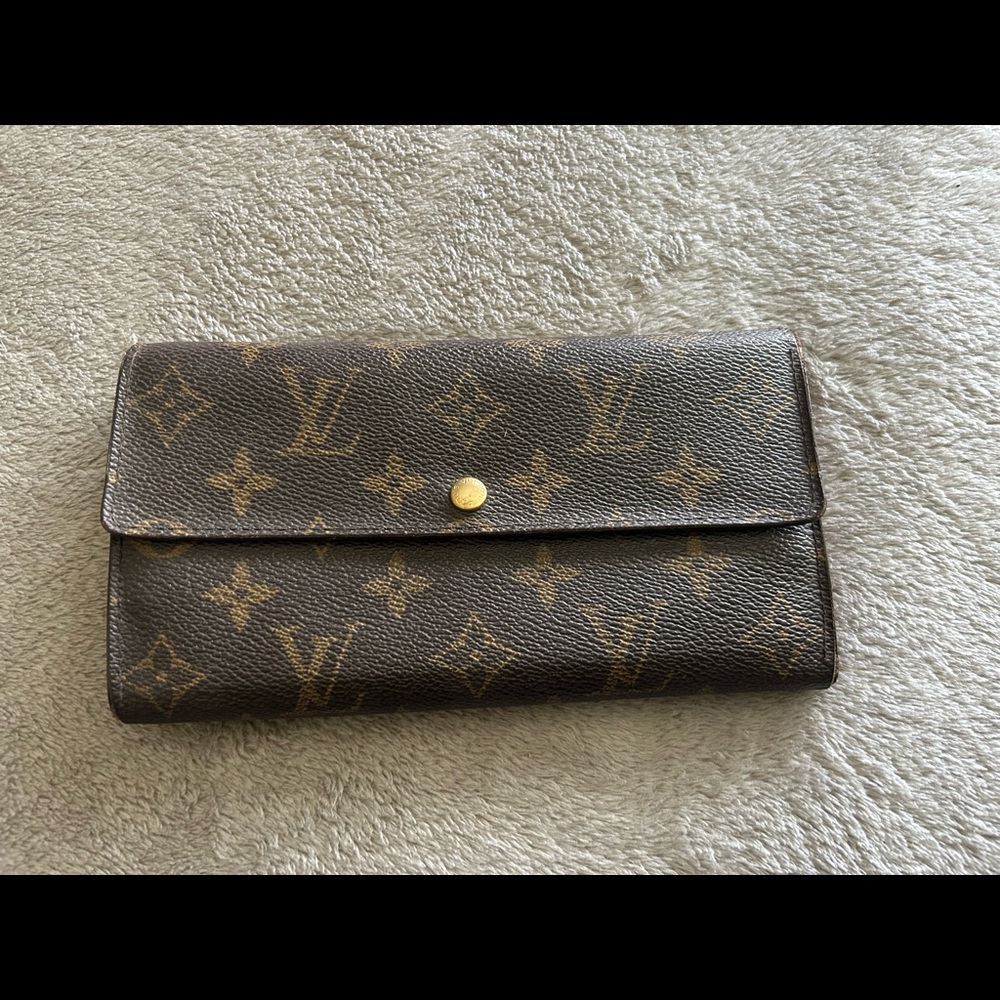 Authentic Louis Vuitton monogram wallet